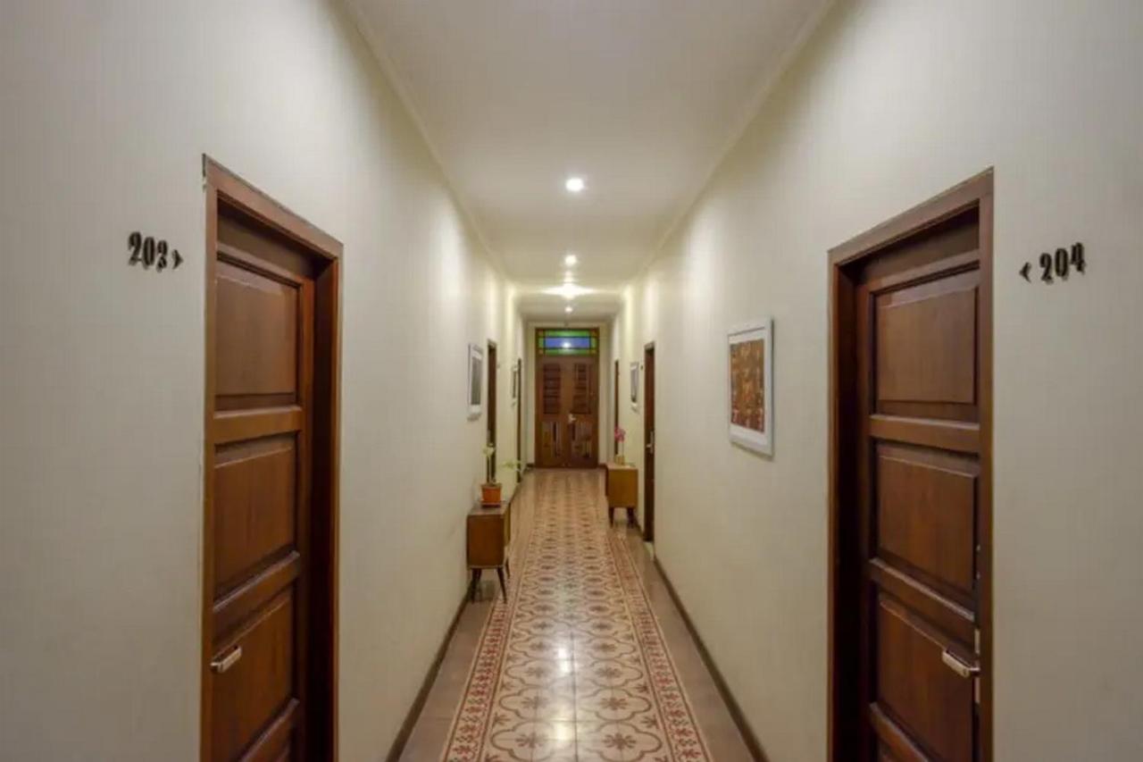 Urbanview Rumah Kandjani Yogyakarta Kejayan Экстерьер фото
